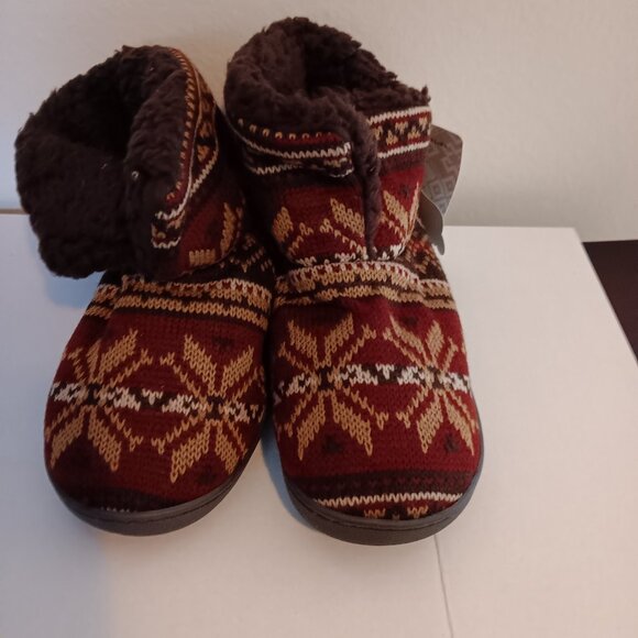 MUK LUKS  WOMEN'S SLIPPER BOOTIES NWT size medium - Picture 4 of 4